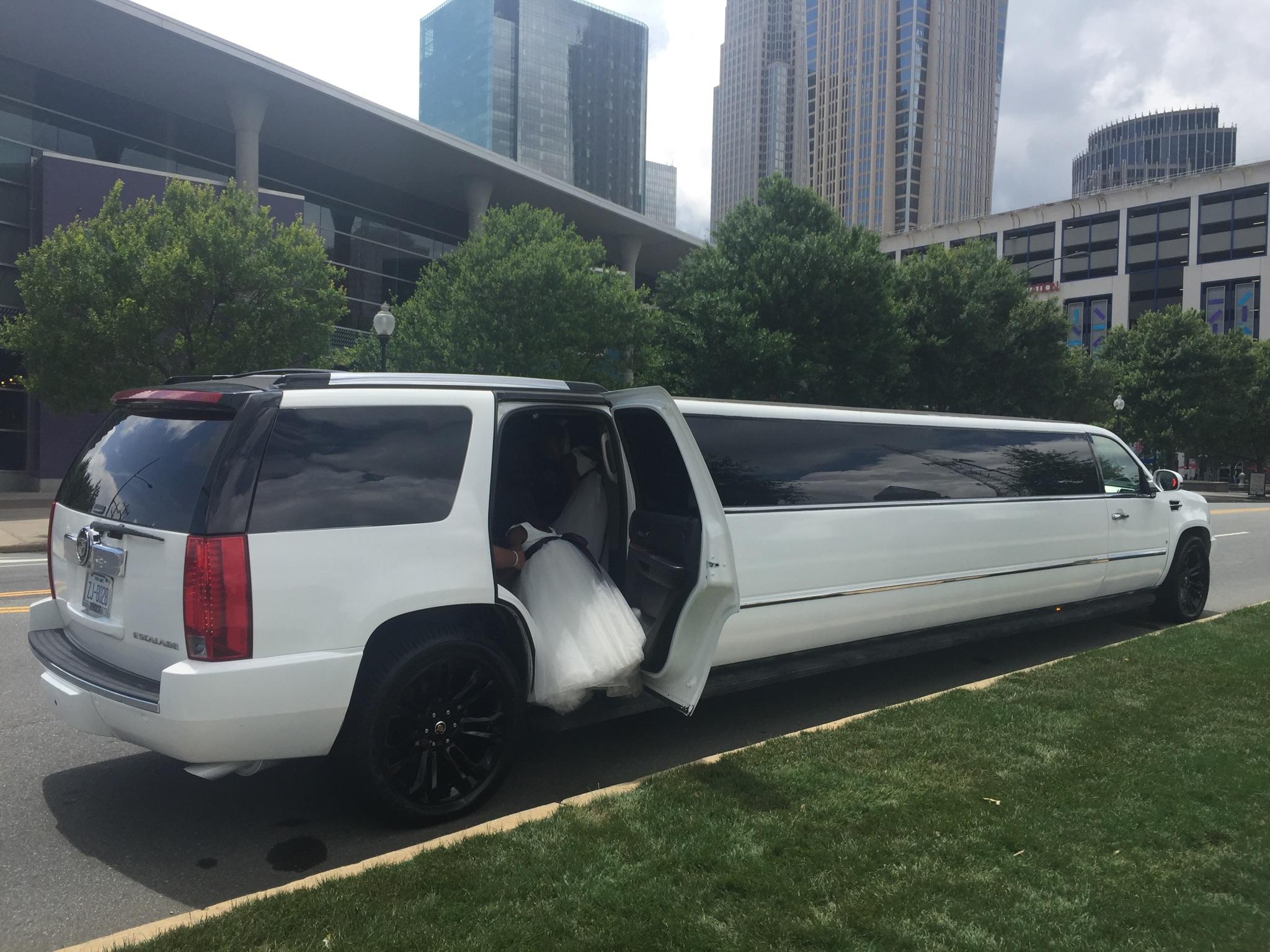 CHARLOTTE LIMO